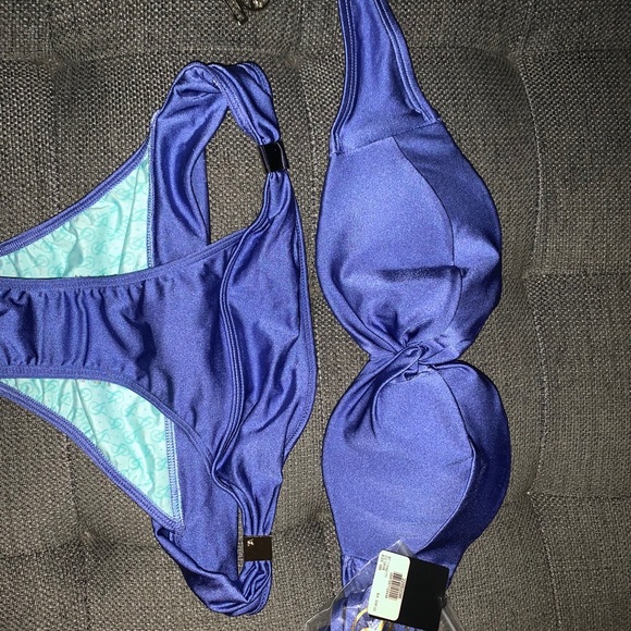 VS Twist Bandeau Bikini Top and Bottoms - Picture 2 of 2